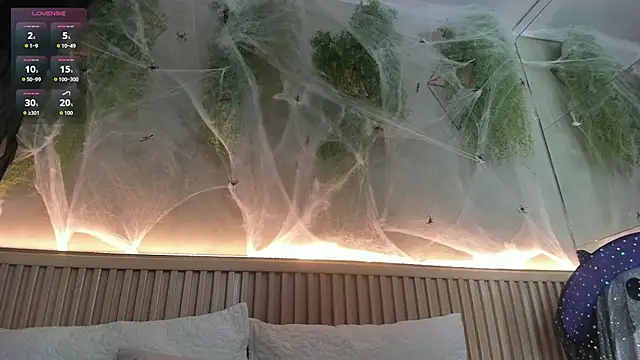 Snapshot of Lana_Lann chatting on 10-27-25, 12:20 Lana Lann online show from 10-27-25, 12:20