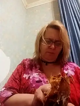 Forest-Lady online show from 12-18-25, 01:39