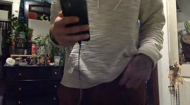 Snapshot of Robriguezxxx chatting on 12-04-24, 05:27 Robriguezxxx online show from 12-04-24, 05:27