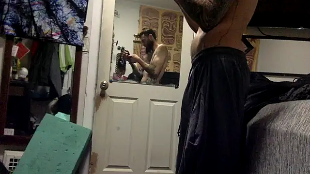 Snapshot of Robriguezxxx chatting on 01-22-25, 12:06 Robriguezxxx online show from 01-22-25, 12:06