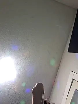 Snapshot of Robriguezxxx chatting on 02-11-25, 12:05 Robriguezxxx online show from 02-11-25, 12:05