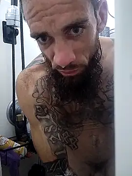 Snapshot of Robriguezxxx chatting on 09-25-25, 01:31 Robriguezxxx online show from 09-25-25, 01:31