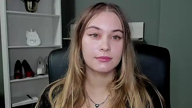 kitty valeria online show from 11-10-25, 09:58