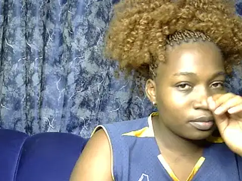 Snapshot of Horny-pretty chatting on 01-26-25, 11:39 Horny-pretty online show from 01-26-25, 11:39