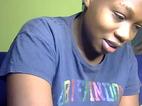 Snapshot of Horny-pretty chatting on 02-19-26, 12:01 Horny-pretty online show from 02-19-26, 12:01