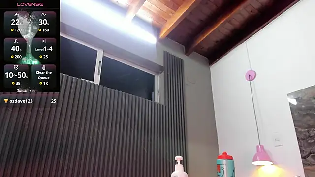 Alisson zambrano online show from 03-19-25, 11:03