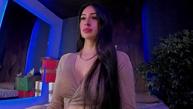 Snapshot of Taylor-Jonnees chatting on 12-28-24, 03:37 Taylor-Jonnees online show from 12-28-24, 03:37