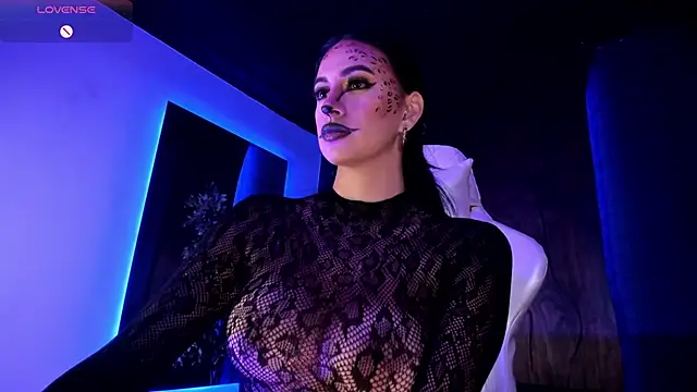 Snapshot of Taylor-Jonnees chatting on 10-10-25, 04:50 Taylor-Jonnees online show from 10-10-25, 04:50