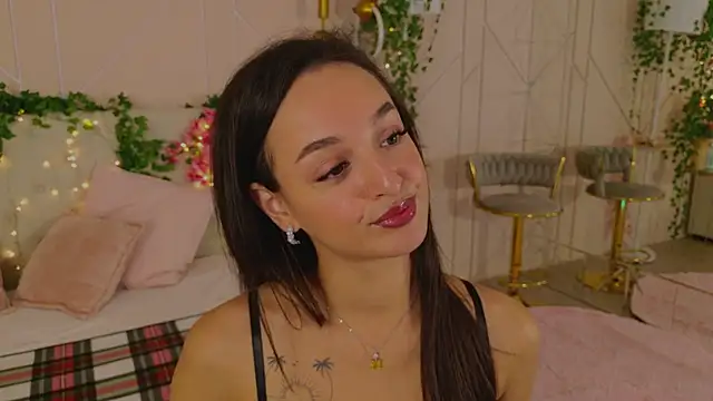 Lolly Neal online show from 10-08-25, 05:05