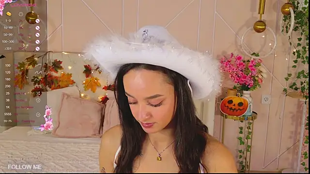 Lolly Neal online show from 10-29-25, 04:59