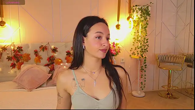 Lolly Neal online show from 10-30-25, 04:47