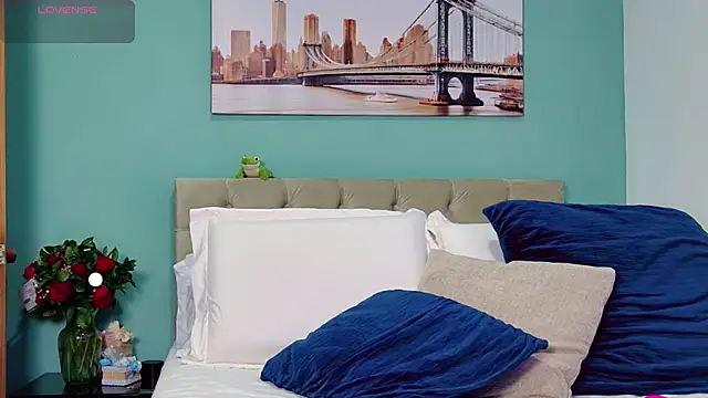 yanella fire online show from 10-18-25, 03:46