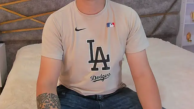 Snapshot of kataleyandliam chatting on 09-14-25, 03:44 kataleyandliam online show from 09-14-25, 03:44