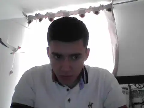 Snapshot of Estebitan_vm chatting on 01-08-25, 01:41 Estebitan vm online show from 01-08-25, 01:41