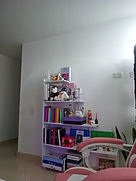 Snapshot of azumiichan chatting on 02-05-25, 04:14 azumiichan online show from 02-05-25, 04:14