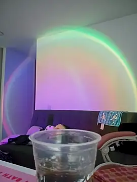 Snapshot of azumiichan chatting on 11-04-25, 11:48 azumiichan online show from 11-04-25, 11:48