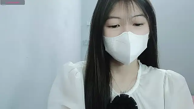 Snapshot of tanhxiu chatting on 12-12-24, 01:06 tanhxiu online show from 12-12-24, 01:06