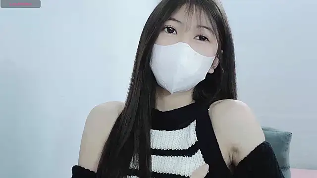 Snapshot of tanhxiu chatting on 12-17-24, 08:34 tanhxiu online show from 12-17-24, 08:34