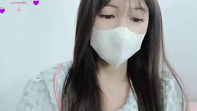 Snapshot of tanhxiu chatting on 01-06-25, 12:57 tanhxiu online show from 01-06-25, 12:57