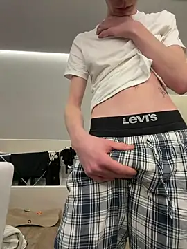 Snapshot of xxtwinkxxx chatting on 02-14-26, 03:31 xxtwinkxxx online show from 02-14-26, 03:31