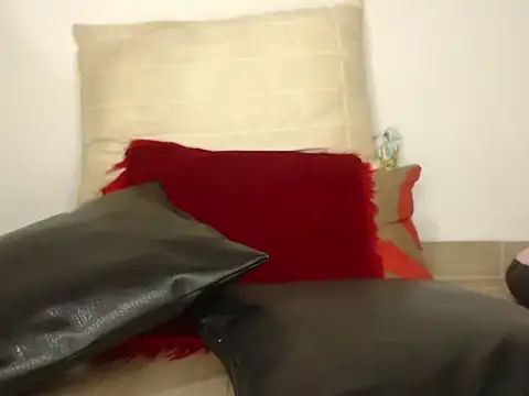 staylor29 online show from 11-22-25, 12:20