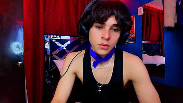 Snapshot of Luke_Howland chatting on 01-15-26, 10:02 Luke Howland online show from 01-15-26, 10:02