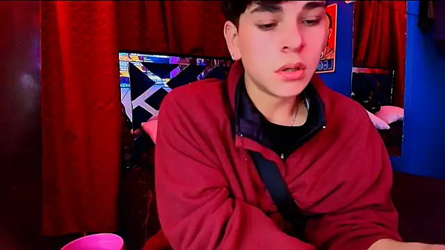 Snapshot of Luke_Howland chatting on 02-26-26, 04:00 Luke Howland online show from 02-26-26, 04:00