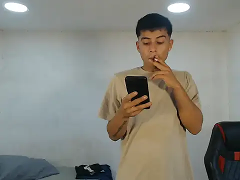 danielitopapuu online show from 11-05-25, 01:33