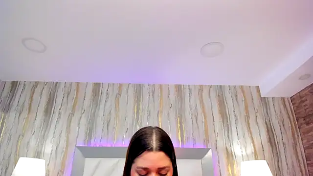 Snapshot of SophiaLaurens chatting on 02-10-25, 10:09 SophiaLaurens online show from 02-10-25, 10:09