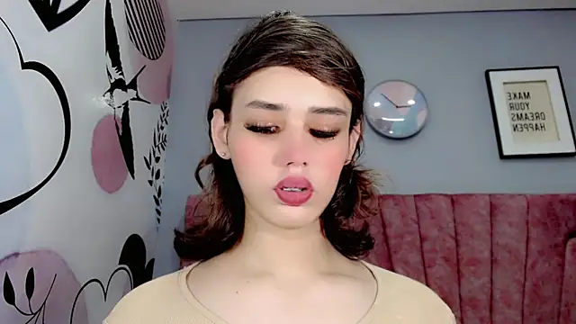 ValeriaAguilar online show from 12-07-24, 02:24