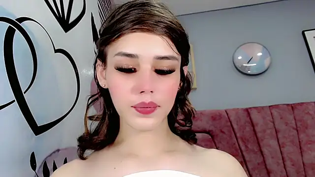 ValeriaAguilar online show from 12-28-24, 09:40