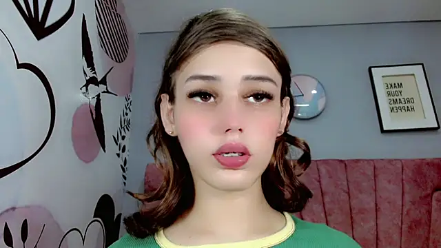 ValeriaAguilar online show from 01-07-25, 08:21