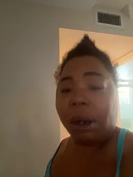 JCCaramelbarbie1 online show from 12-04-25, 03:43