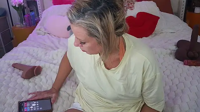 VegasDani online show from 03-23-26, 01:37