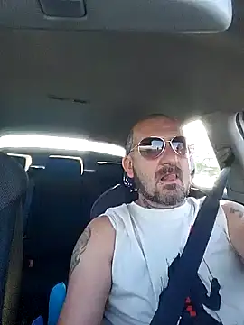 Snapshot of teddy79good chatting on 09-17-25, 03:46 teddy79good online show from 09-17-25, 03:46