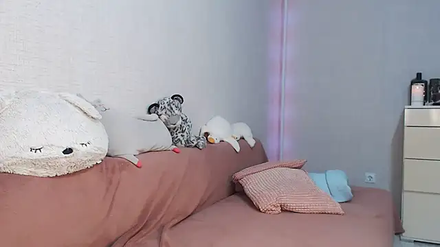 lovely hayley online show from 01-13-26, 10:04