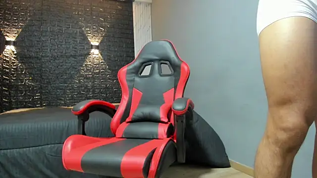 taurus boy1 online show from 10-07-25, 11:40