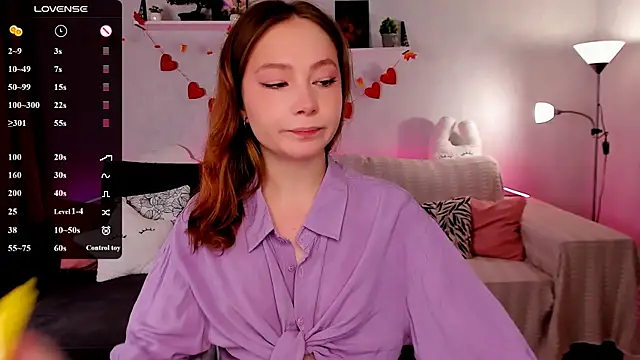 LanaBlu  online show from 11-30-25, 08:40