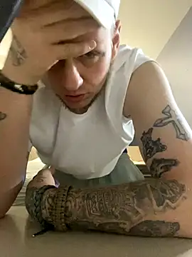 Snapshot of VixyGang chatting on 10-08-25, 05:49 VixyGang online show from 10-08-25, 05:49