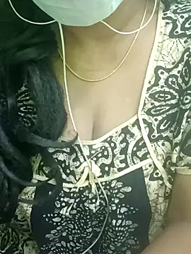 Snapshot of Aishu-tamil09 chatting on 01-23-25, 06:24 Aishu-tamil09 online show from 01-23-25, 06:24