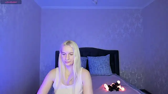 Amanda054 online show from 01-09-25, 06:04