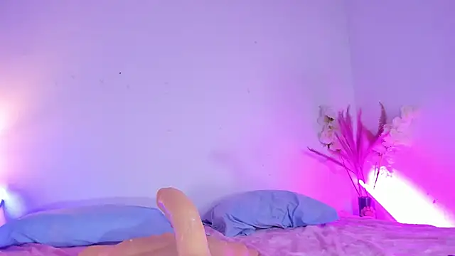 julieta red2 online show from 02-25-25, 07:42