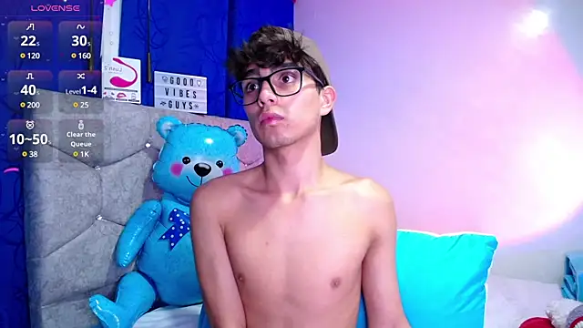 OwenBluee online show from 12-29-24, 10:56