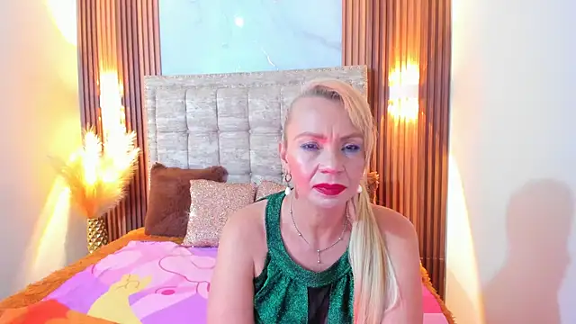 AnastasiaTaylor  online show from 02-18-25, 02:38