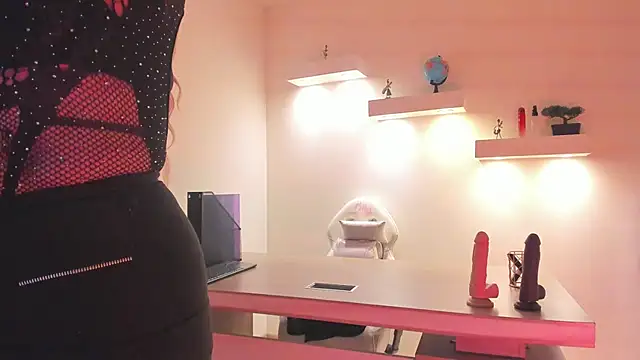 AnastasiaTaylor  online show from 09-09-25, 03:39