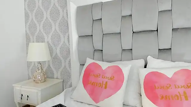 Kimberlin Cam  online show from 02-24-26, 07:34