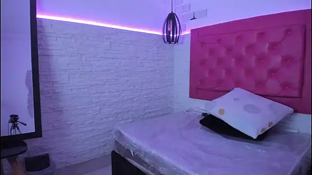 mia six66 online show from 02-08-25, 11:12