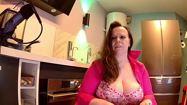 Endrocleia online show from 03-14-25, 08:06