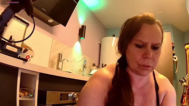 Endrocleia online show from 10-06-25, 09:56