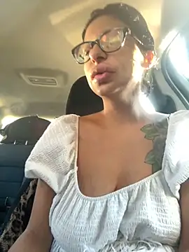 myloveforyouu online show from 10-12-25, 01:10